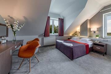 Фото номера Двухместный номер с 1 кроватью или 2 отдельными кроватями Отель Hotel Konstancja г. Константынув-Лодзинский 5